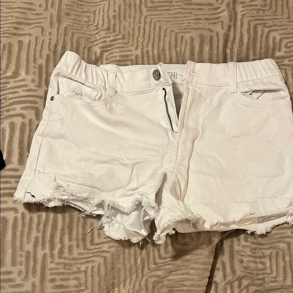 Rewash White Distressed Jean shorts size 9/29 #573